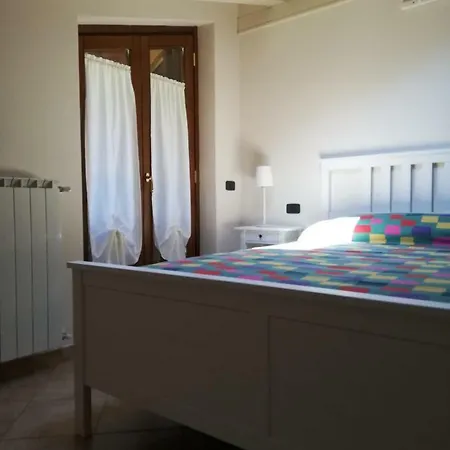 Casa In Affitto Onore